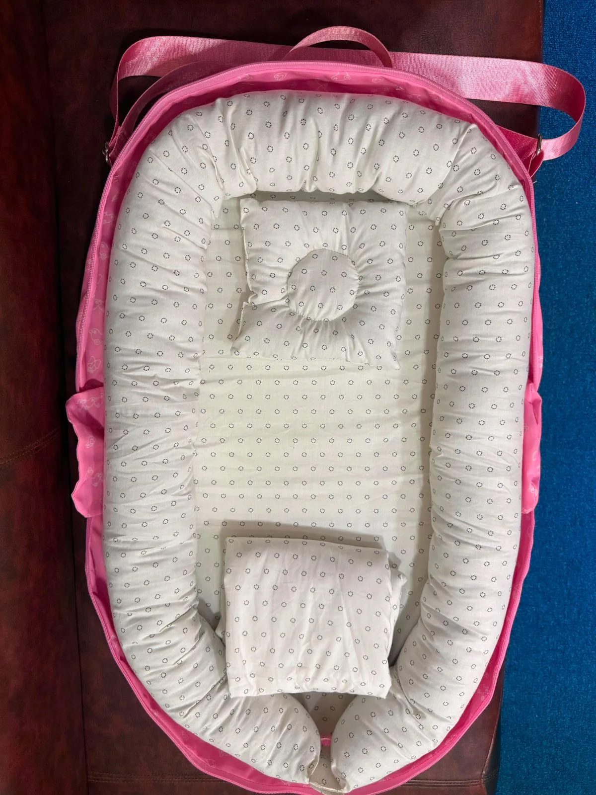 Baby Nest & Carry Bag (Light pink)