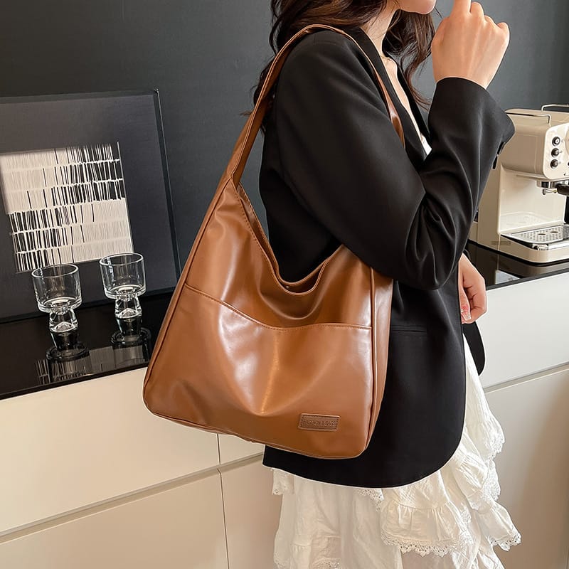 New Style Large-Capacity Retro Shoulder Bag Casual (Brown)